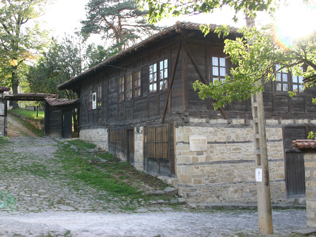 Momchilovtsi